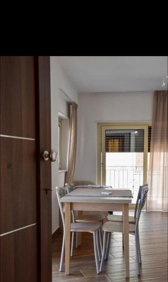B&B Samuel Fish Баньяра-Калабра Екстер'єр фото